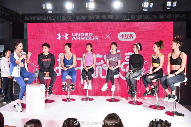 星空·综合体育官网女性户外活动打扮不再只是“男性减少版”(图30)